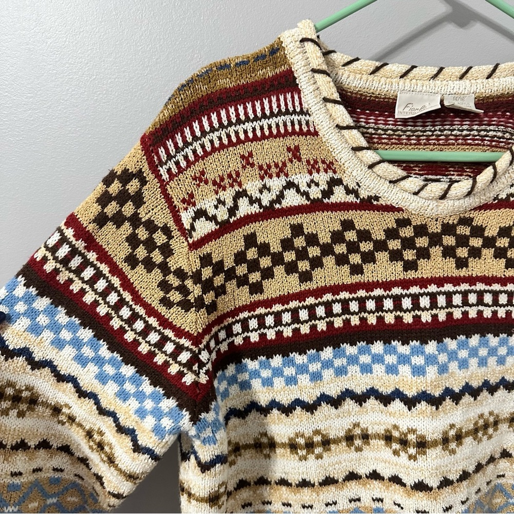 Multicolor Patterned Women's Sweater - Picture 3 of 6